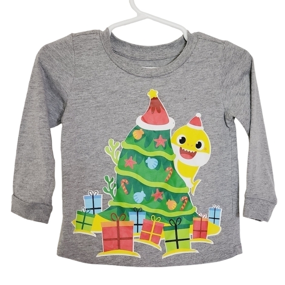 K1298 * Pinkfong Baby Shark Christmas Tee Gray Size 18M - Picture 1 of 7